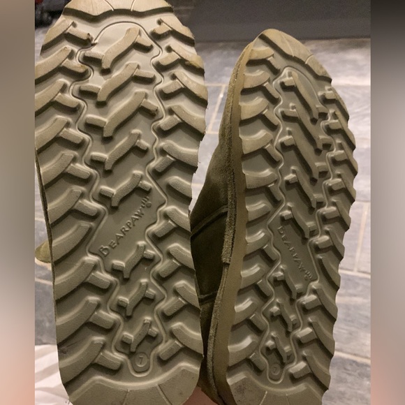 BearPaw Short Boots In Olive & Crème - Picture 7 of 7